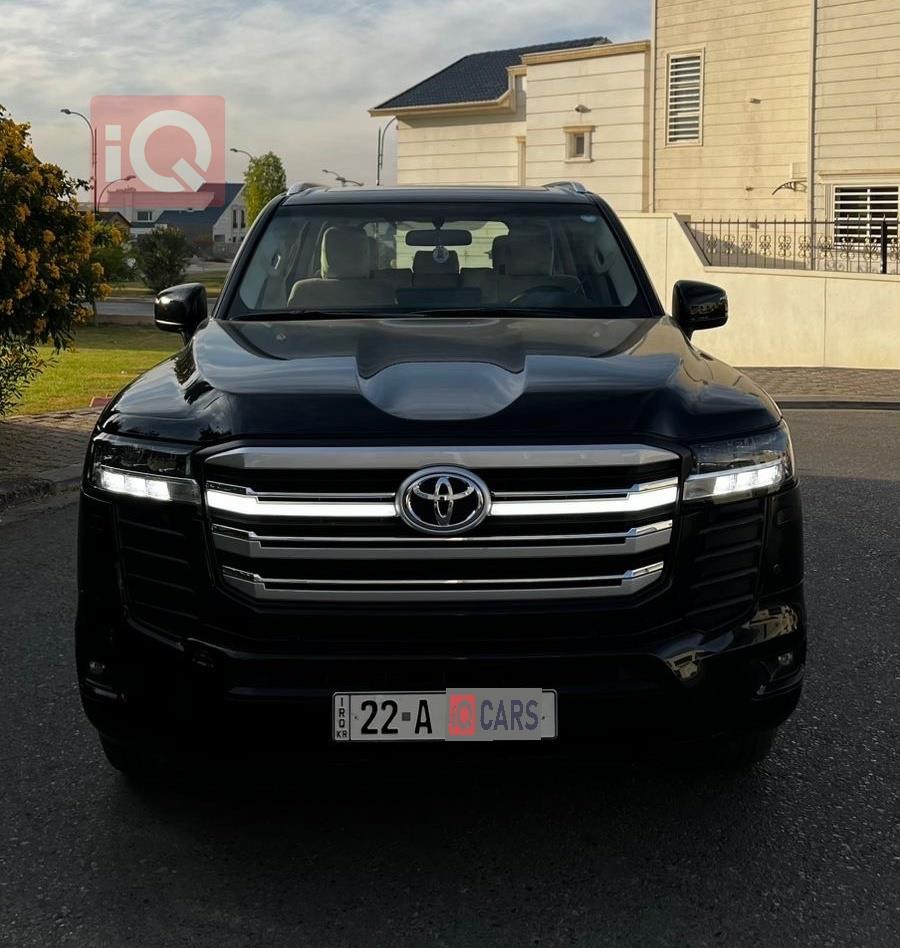 تويوتا لاندكروزر